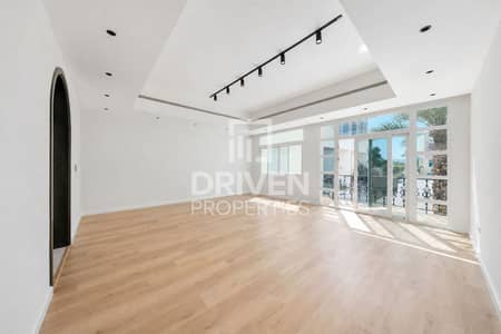 4 Slaapkamers Villa te Huur in Al Barsha, Dubai - Villa in Al Barsha,Al Barsha 1, 4 slaapkamers, 240000 AED - 14887363 4 Slaapkamers Villa te Huur in Al Barsha, Dubai - Villa in Al Barsha,Al Barsha 1, 4 slaapkamers, 240000 AED - 14887363