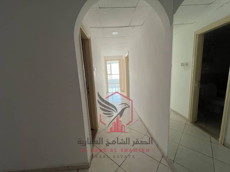4 WhatsApp Image 2026-10-05 at 15.04. 55 (1). jpeg