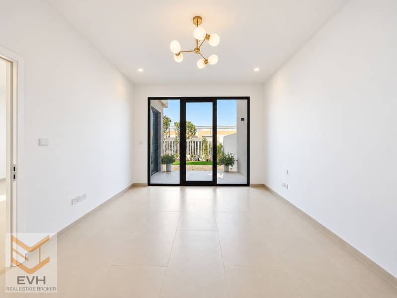 4 Polished interior with warm lights, garden view-6. png