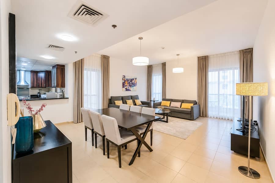 1BR Apartment with Pool & Gym in Dubai 1BR Apartment with Pool & Gym in Dubai