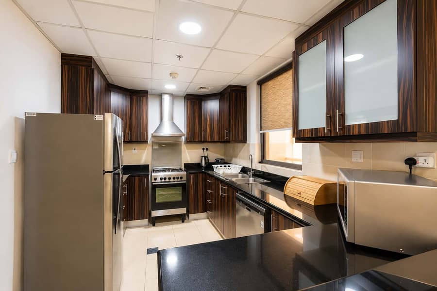 7 1BR Apartment with Pool & Gym in Dubai