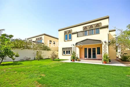 3 Schlafzimmer Villa zum Verkauf in Jumeirah Park, Dubai - Villa in Jumeirah Park，District 7, 3 schlafzimmer, 9450000 AED - 16800135