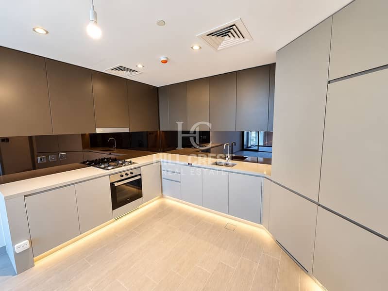 3 Modern Minimalist L-Shaped Kitchen. png