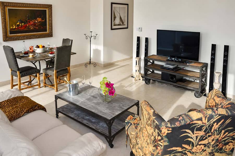 4 Golf Course Views Apartment in Dubai