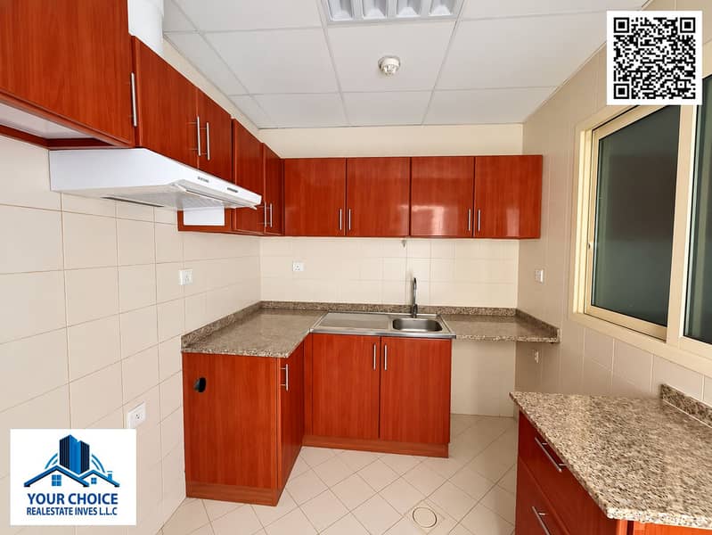 9 Bright, Clean Kitchen Listing Photo-10. png