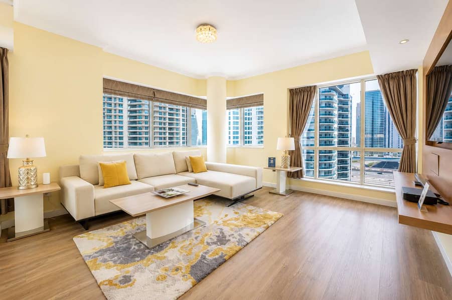 2 Dubai Marina 1BR Apartment with Gym & Pool