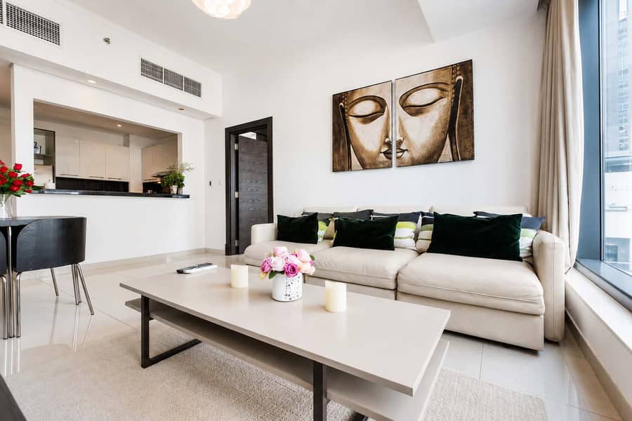 4 Silverene Tower 1BR: Pool, Gym & Dubai Views!