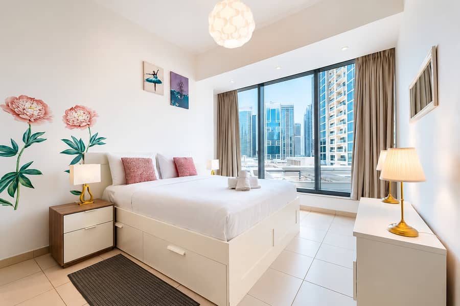 8 Silverene Tower 1BR: Pool, Gym & Dubai Views!