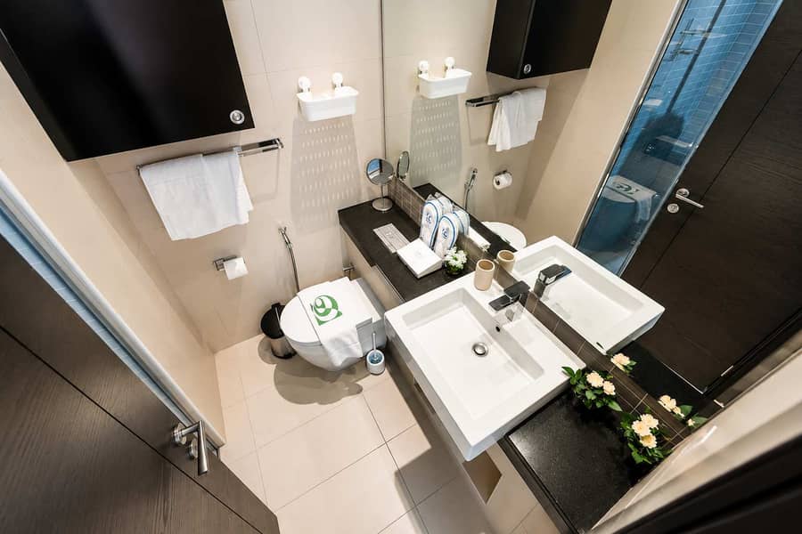 14 Silverene Tower 1BR: Pool, Gym & Dubai Views!
