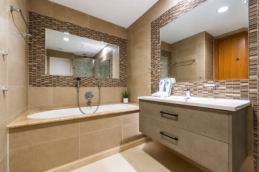 14 Dubai Apartment: 1BR with Pool, Gym & Balcony