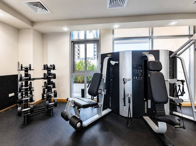 19 Dubai Apartment: 1BR with Pool, Gym & Balcony