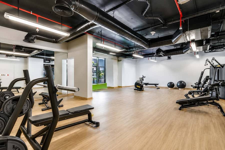 26 Dubai Apartment with Pool, Gym & Balcony
