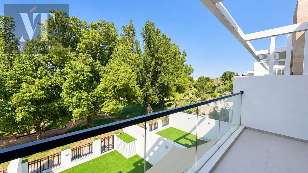 2 Bright balcony with pristine green lawn-1. png