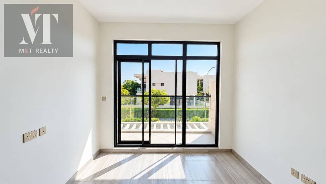 4 Bright modern home with garden-13. png