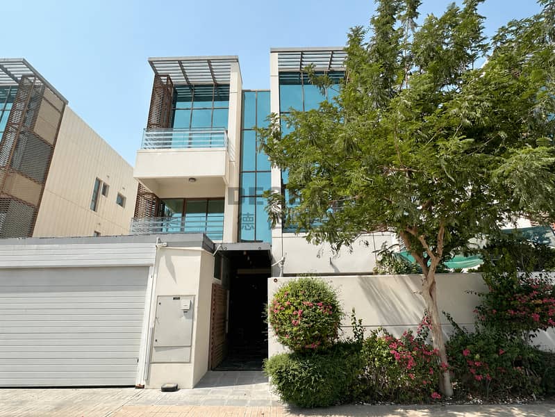 Well Maintained | Family Haven | Burj Khalifa View Well Maintained | Family Haven | Burj Khalifa View
