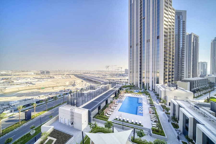 19 Harbour Gate 1BR: Balcony, Gym & Dubai Views!