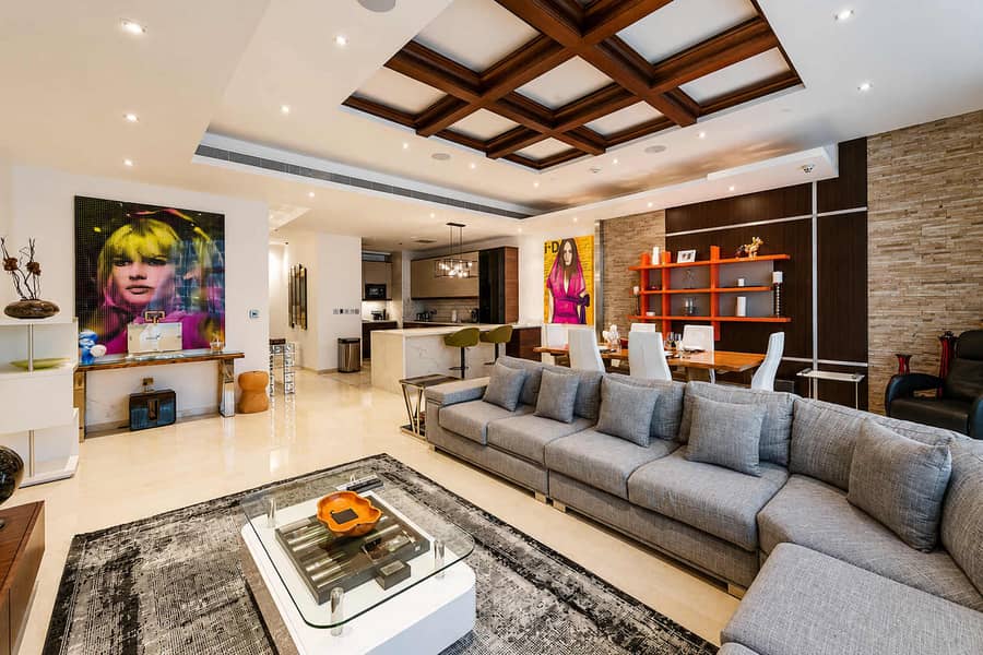 Palm Jumeirah Apartment: Beach, Pool & Balcony Palm Jumeirah Apartment: Beach, Pool & Balcony