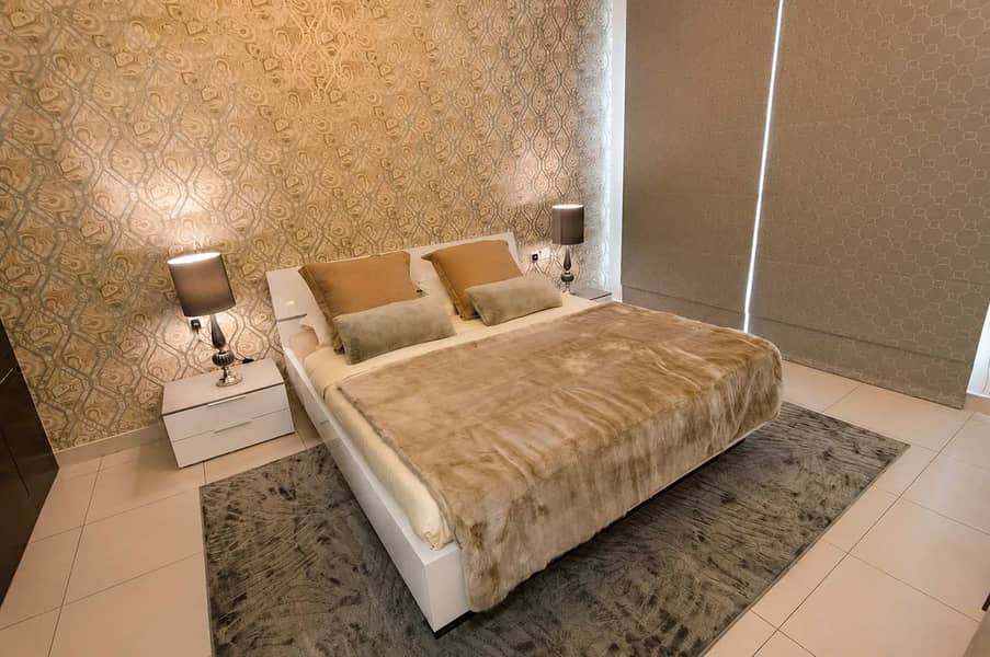 13 8th-Floor Marina Apt: Balcony, Pool & Gym Access