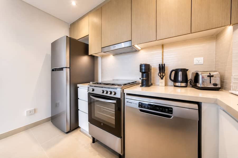 5 2BR Dubai Marina View Apartment by PK Holidays