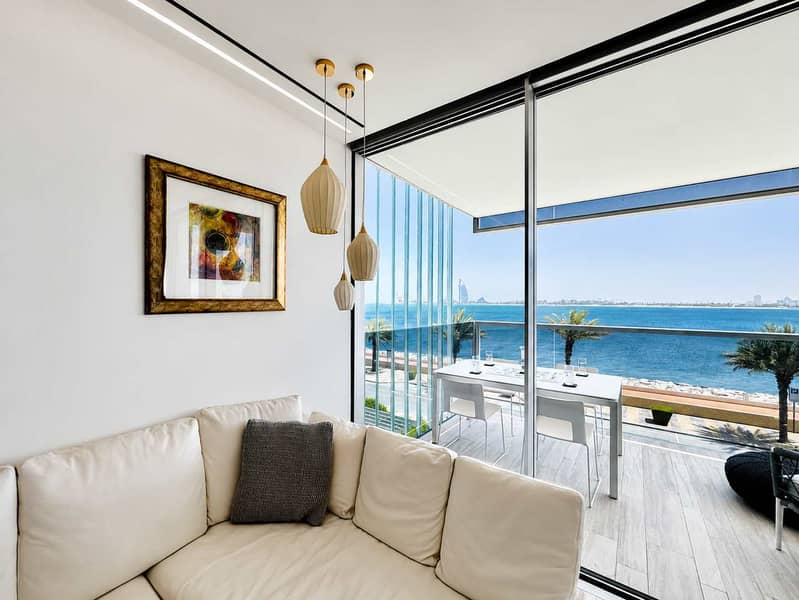 9 Palm Jumeirah Luxury Apt w/Burj Al Arab Views