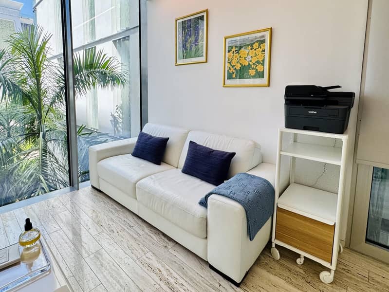 30 Palm Jumeirah Luxury Apt w/Burj Al Arab Views