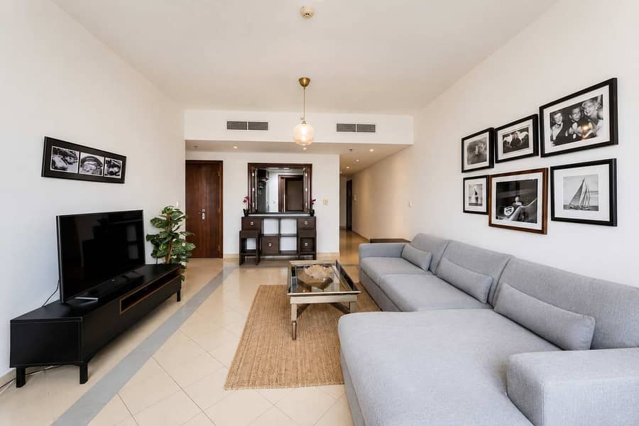 4 Golf Towers 1BR Apartment in Dubai