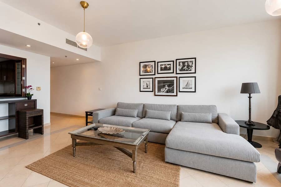 5 Golf Towers 1BR Apartment in Dubai