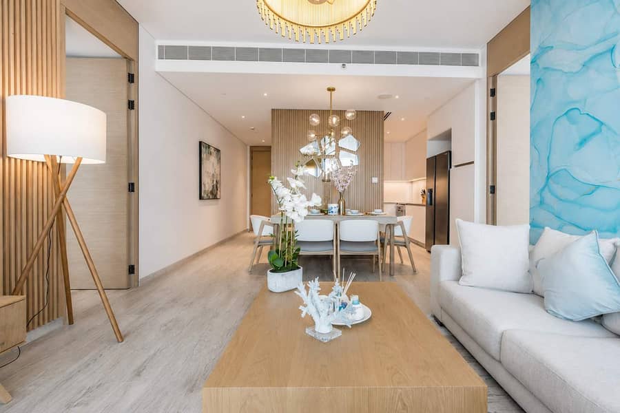 4 Luxury 2BR Apt. in Jumeirah Gate with Beach Access