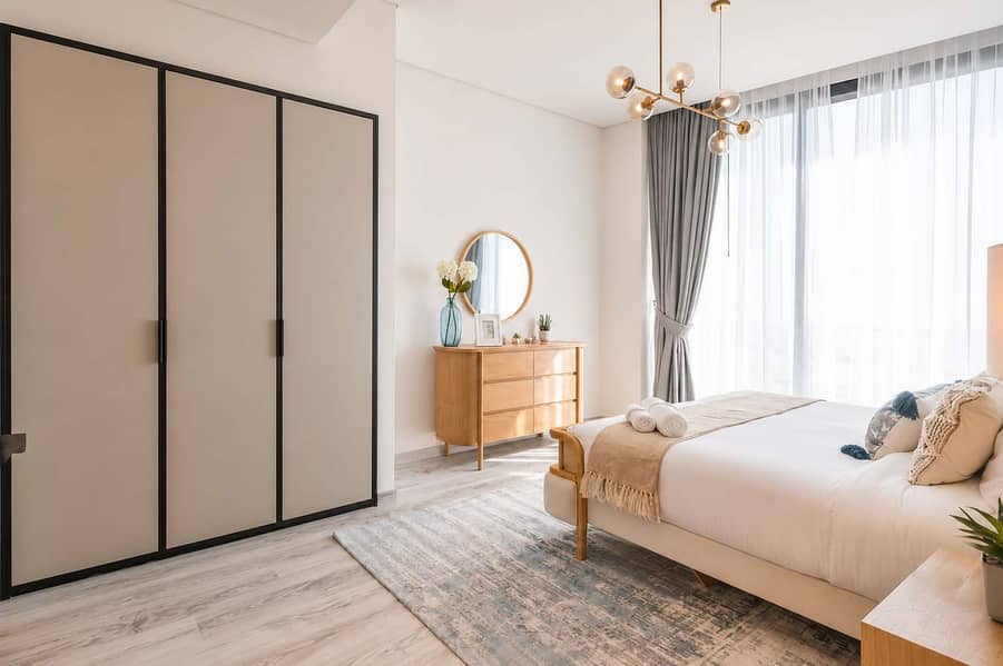 15 Luxury 2BR Apt. in Jumeirah Gate with Beach Access