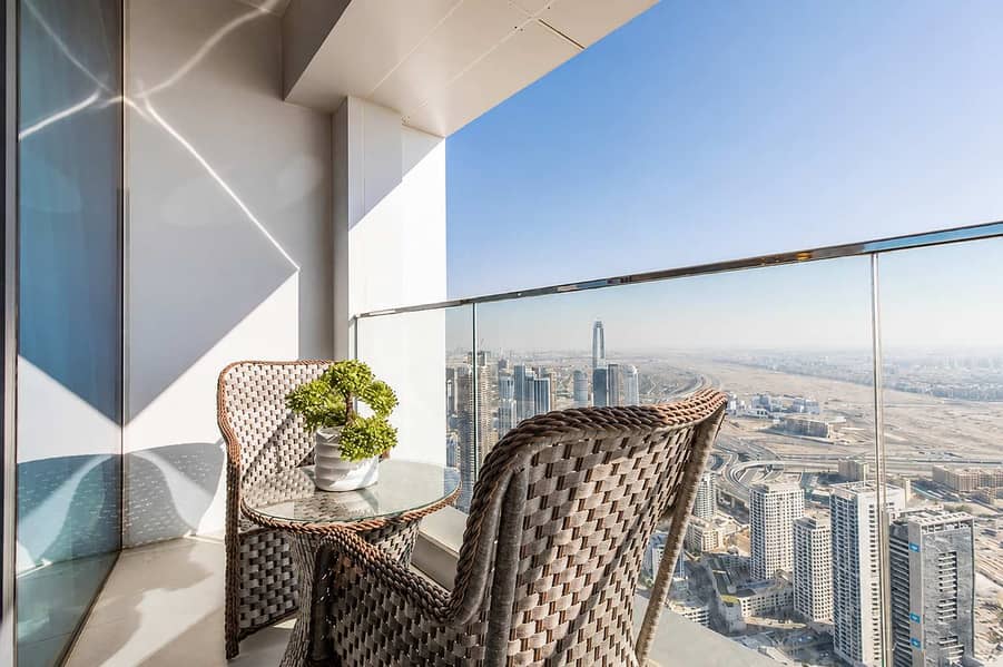 23 Luxury 2BR Apt. in Jumeirah Gate with Beach Access