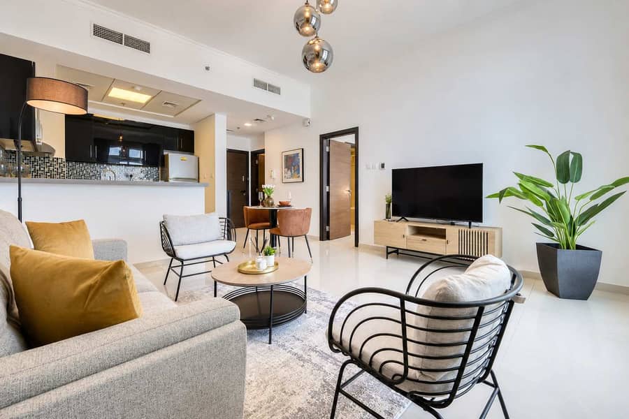 3 Botanica Tower 1BR: Beach, Pool & Gym Access!