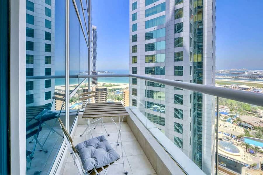 14 Botanica Tower 1BR: Beach, Pool & Gym Access!