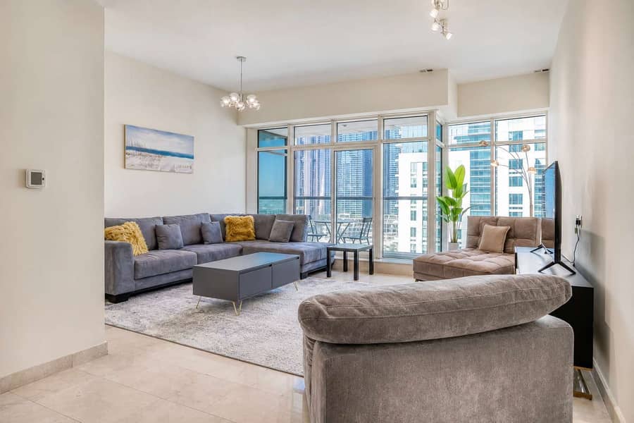 Dubai Marina Luxury: 3BR Apartment with Pool & Gym Dubai Marina Luxury: 3BR Apartment with Pool & Gym