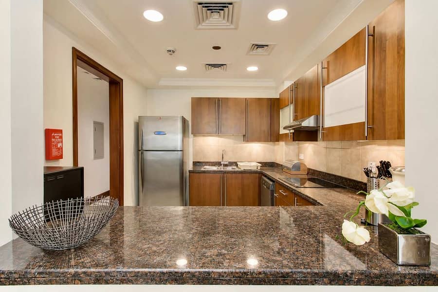 8 Palm Jumeirah Beach Access Apartment