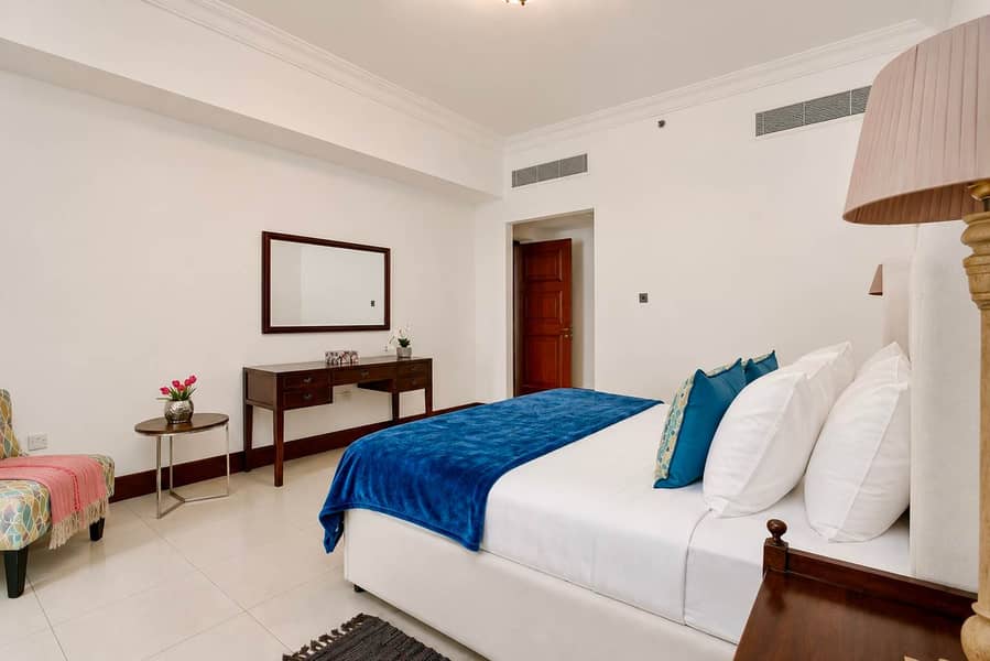 12 Palm Jumeirah Beach Access Apartment