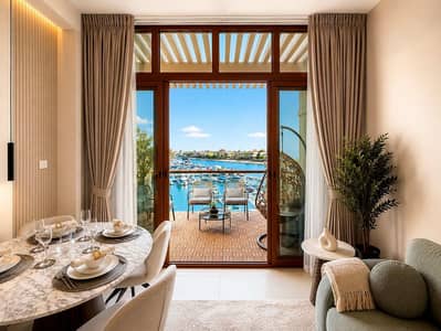 استوديو  للايجار في نخلة جميرا، دبي - Palm Jumeirah Oceanfront Studio w/ Pool & Sea