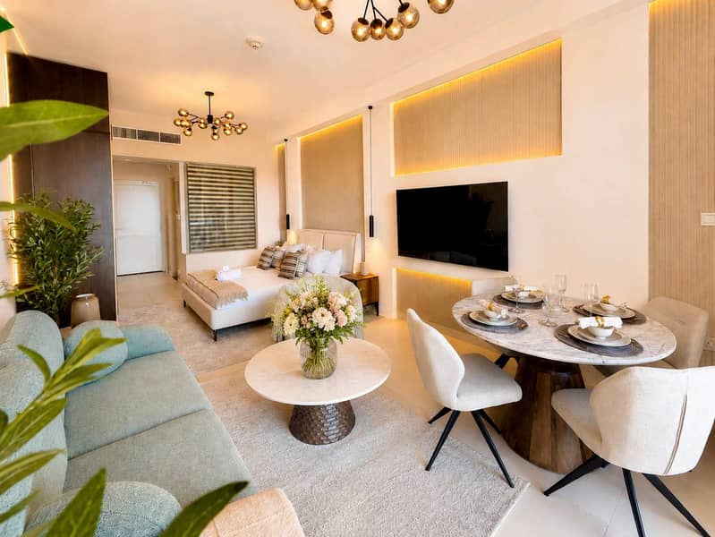 3 Palm Jumeirah Oceanfront Studio w/ Pool & Sea