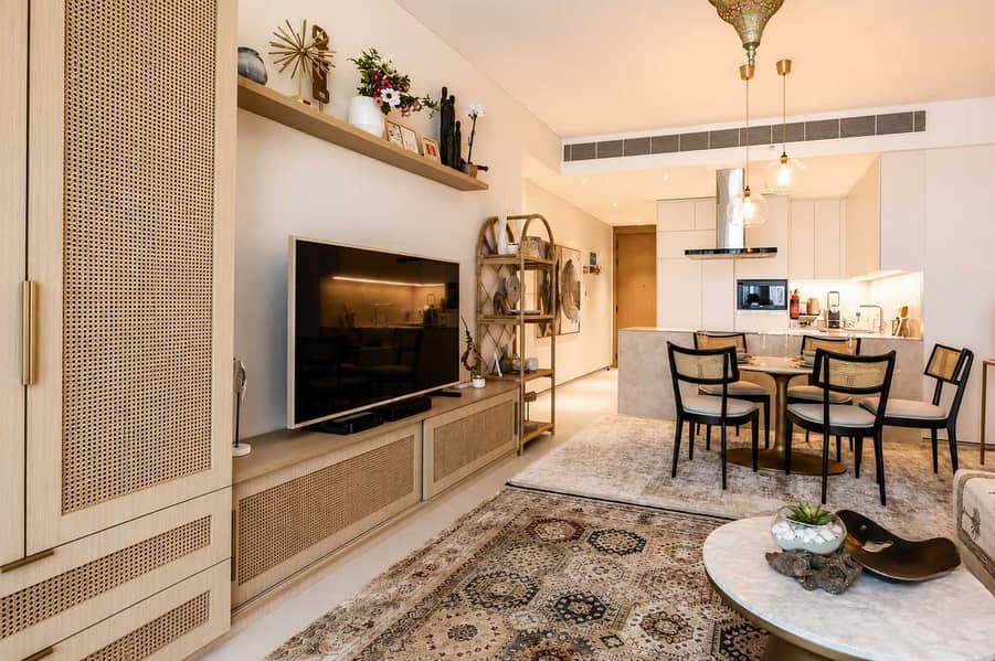 6 Address Dubai: 2BR Seaview Apartment on The Walk