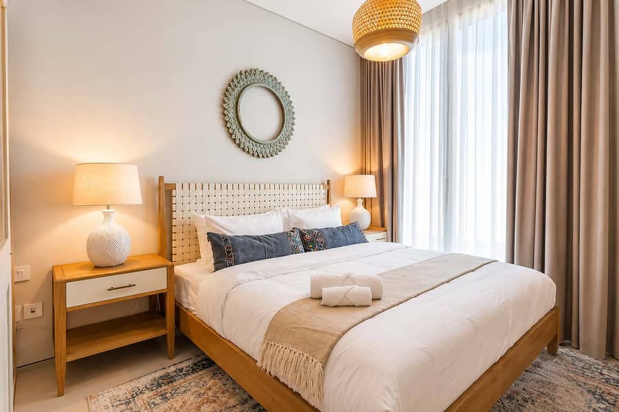 12 Address Dubai: 2BR Seaview Apartment on The Walk