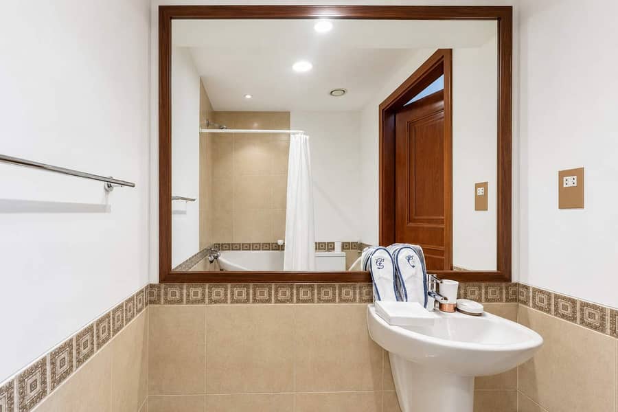 24 Sea View Beach Front Apartment Fairmont Palm