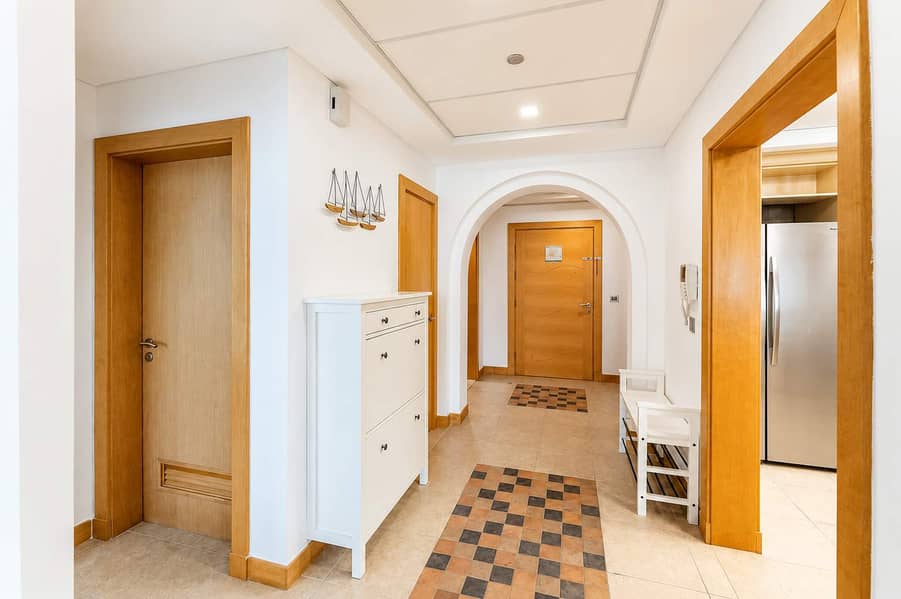 9 Luxury Dubai Apartment at the Palm
