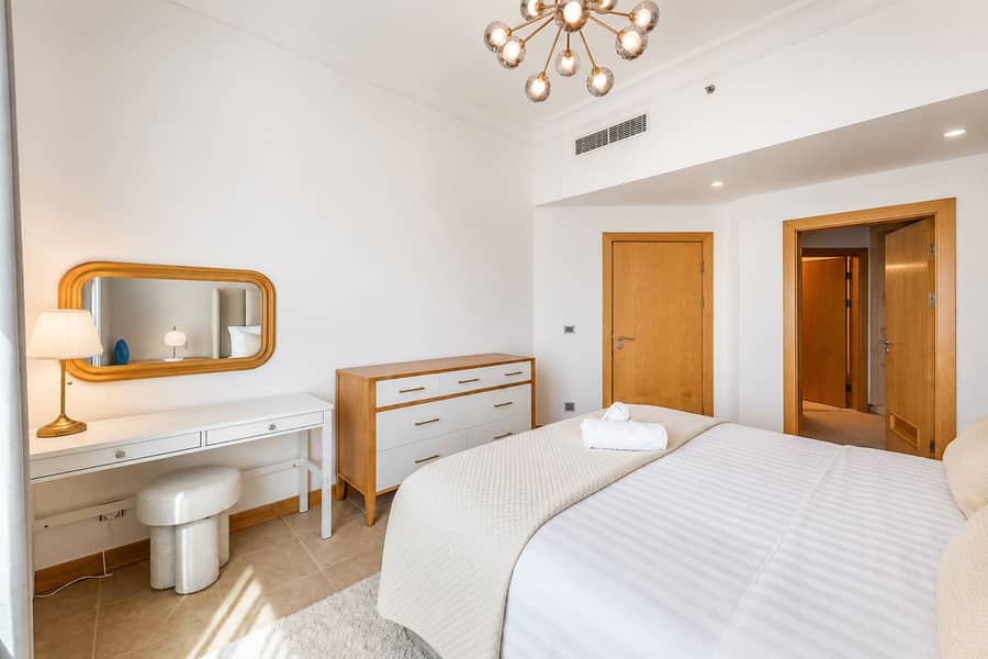 14 Luxury Dubai Apartment at the Palm