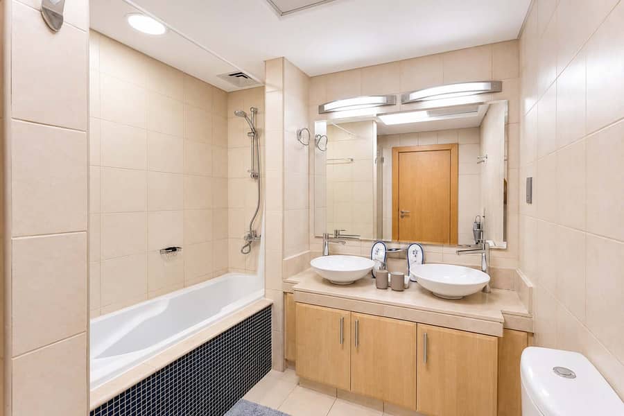 17 Luxury Dubai Apartment at the Palm