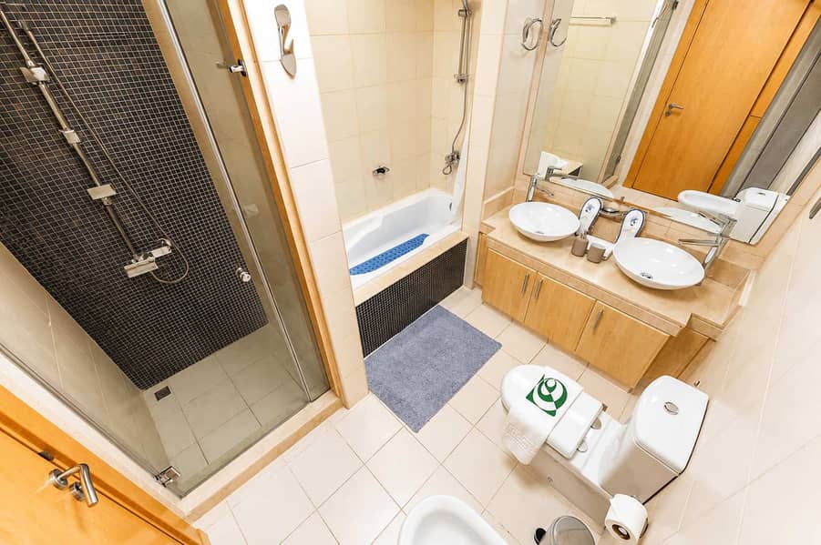 18 Luxury Dubai Apartment at the Palm