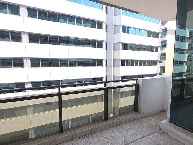 Maid’s Room | Large Balcony | Golden Sands 7 Maid’s Room | Large Balcony | Golden Sands 7