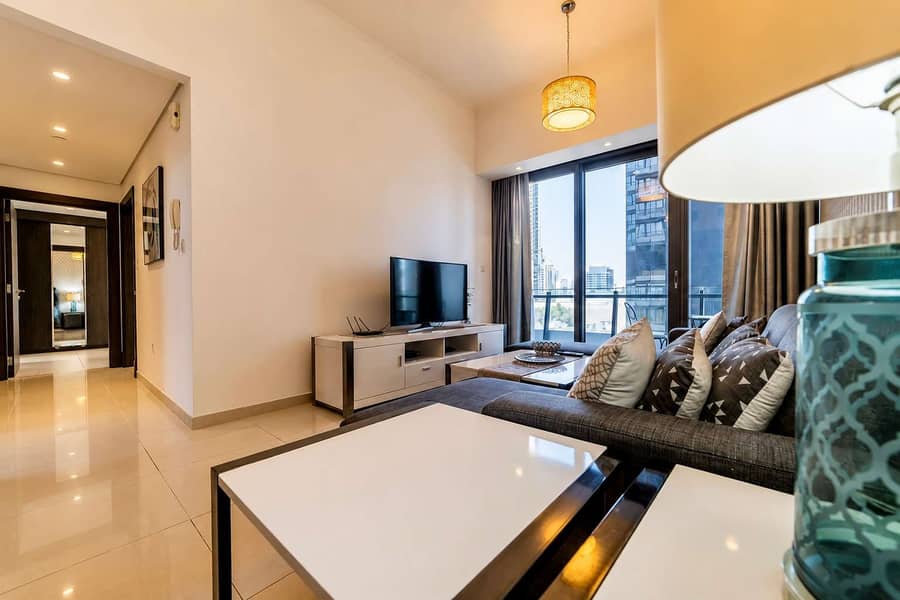 5 Luxury 2BR Apartment in Dubai with Views