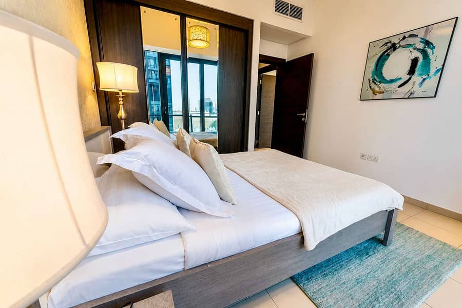 12 Luxury 2BR Apartment in Dubai with Views