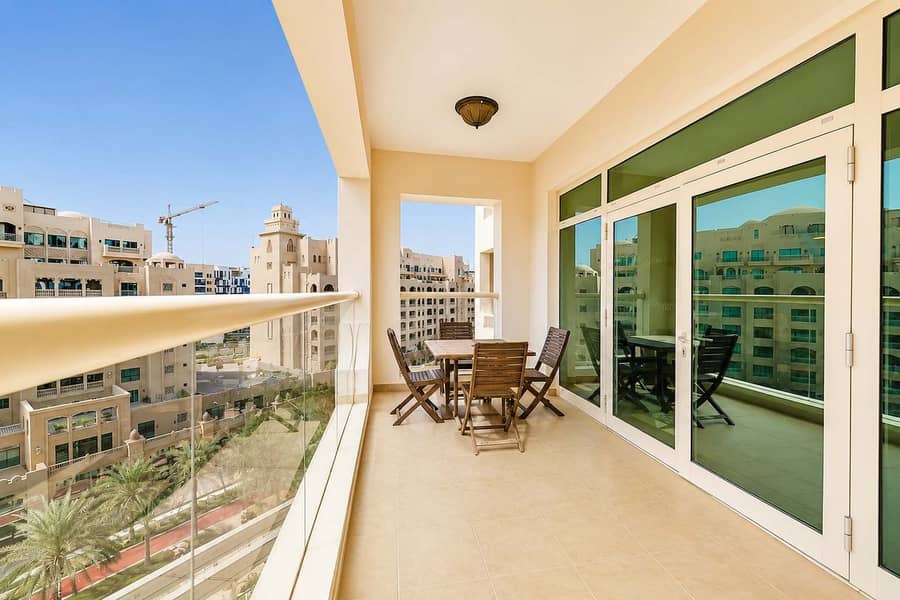 23 2BR Palm Jumeirah Apartment with Beach Access
