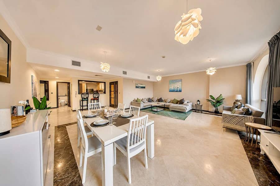 7 Luxury JBR Apartment: Beachfront Bliss & Stunning Views!