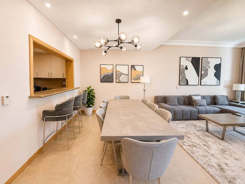 6 Newly Renovated Spacious Beachfront 2 Bed in Palm Jumeirah